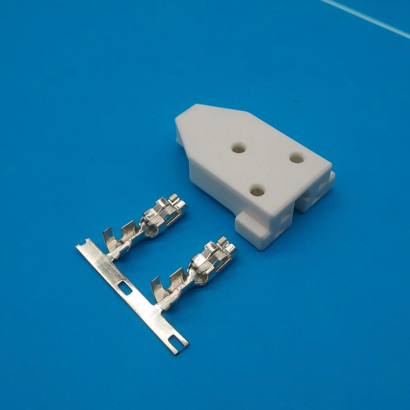 Стяжка мебельная spreading connector sc 8 60