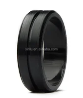 

Comfortable unisex silicone wedding ring black