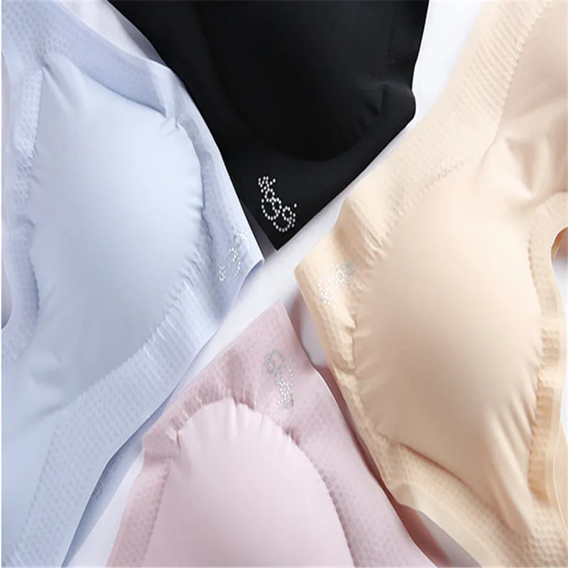 Comfortable Seamless deep V  Bra Suitable For Sleep Japanese Style Wireless Thin Lingerie Summer Bra Intimates