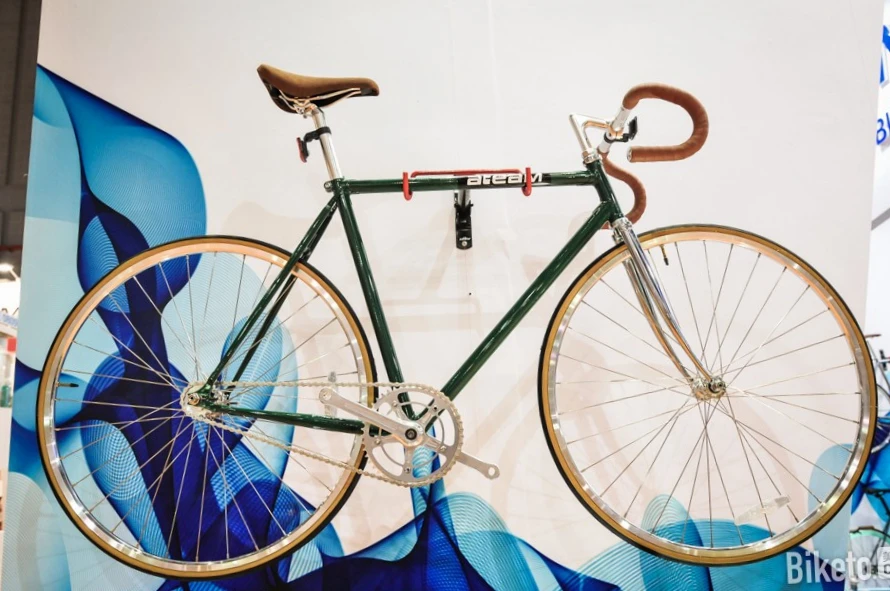 vintage fixie bike