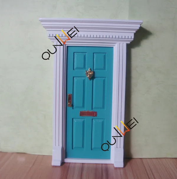 Мини дверь купить. Двери миниатюра. Мини дверь. Декоративная дверь мини. Дроери в миниатюре.