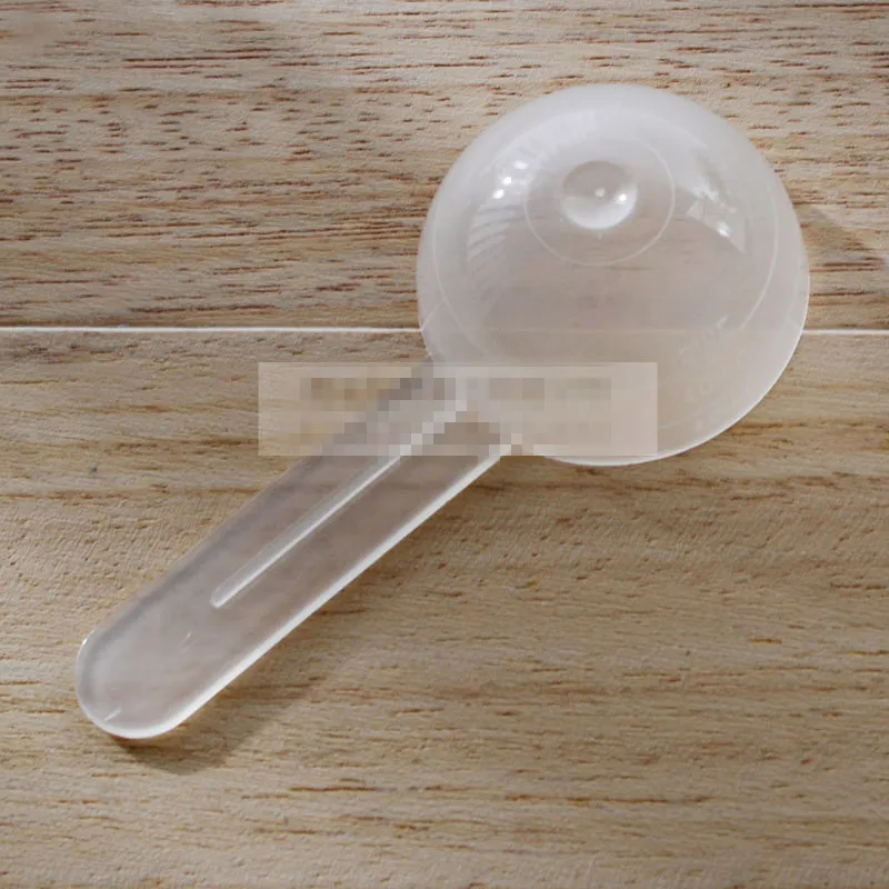 plastic scoop (2)_.jpg