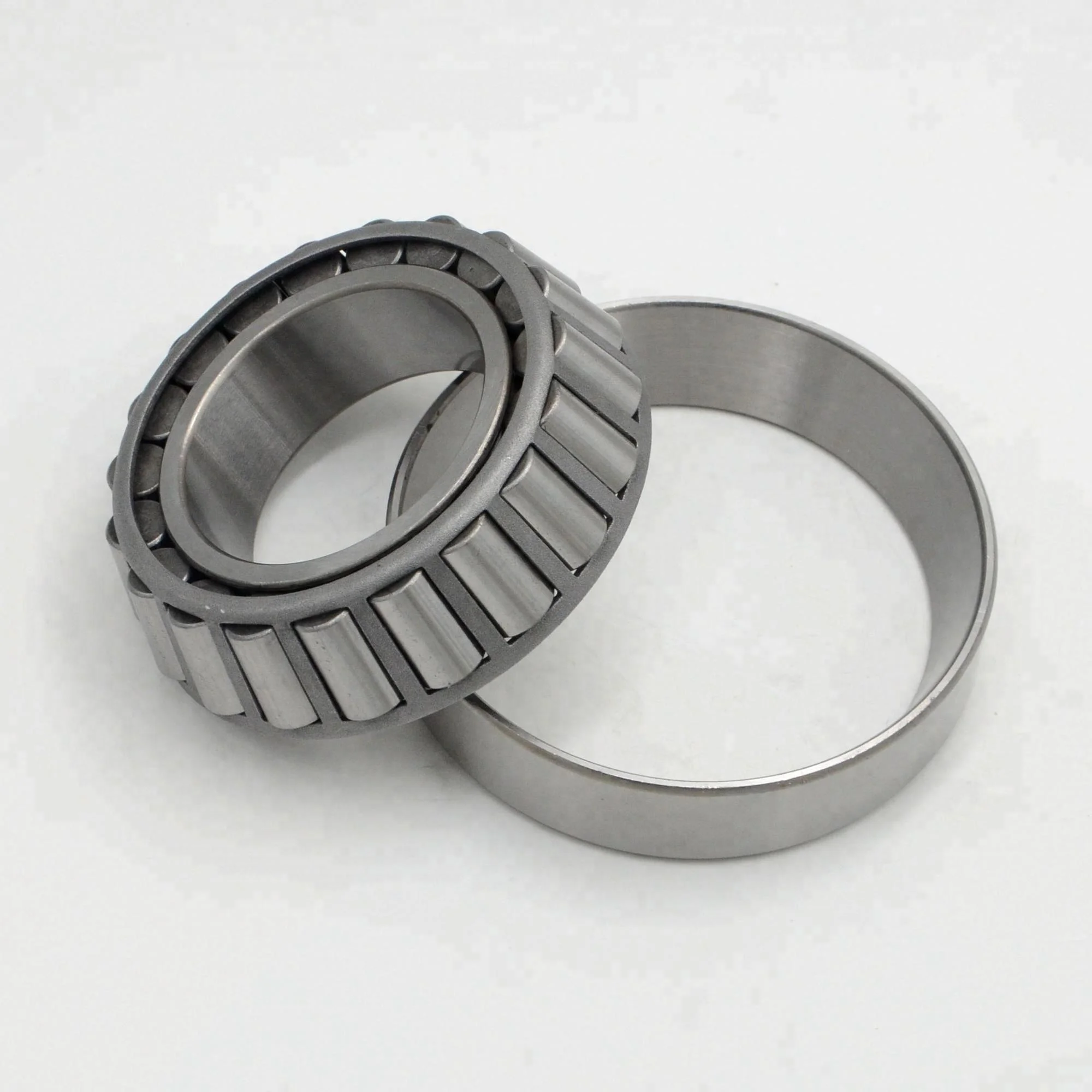 KML 30303 TAPER ROLLER BEARINGS METRIC SIZE FACTORY NEW!
