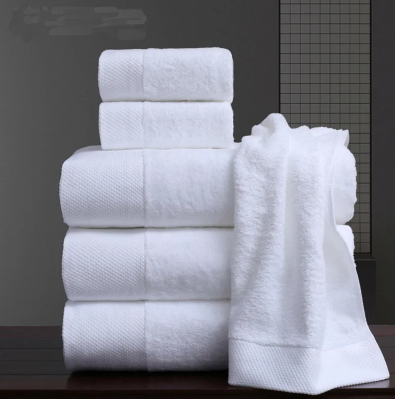 Белое банное полотенце 70х140. Полотенца махровые белые для гостиниц. Хлопковое полотенце. Хлопчатобумажное полотенце. Индивидуальные полотенца