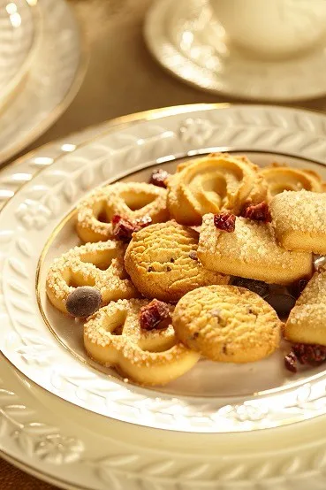 cartoon custom round metal tin danish butter cookies shortbread