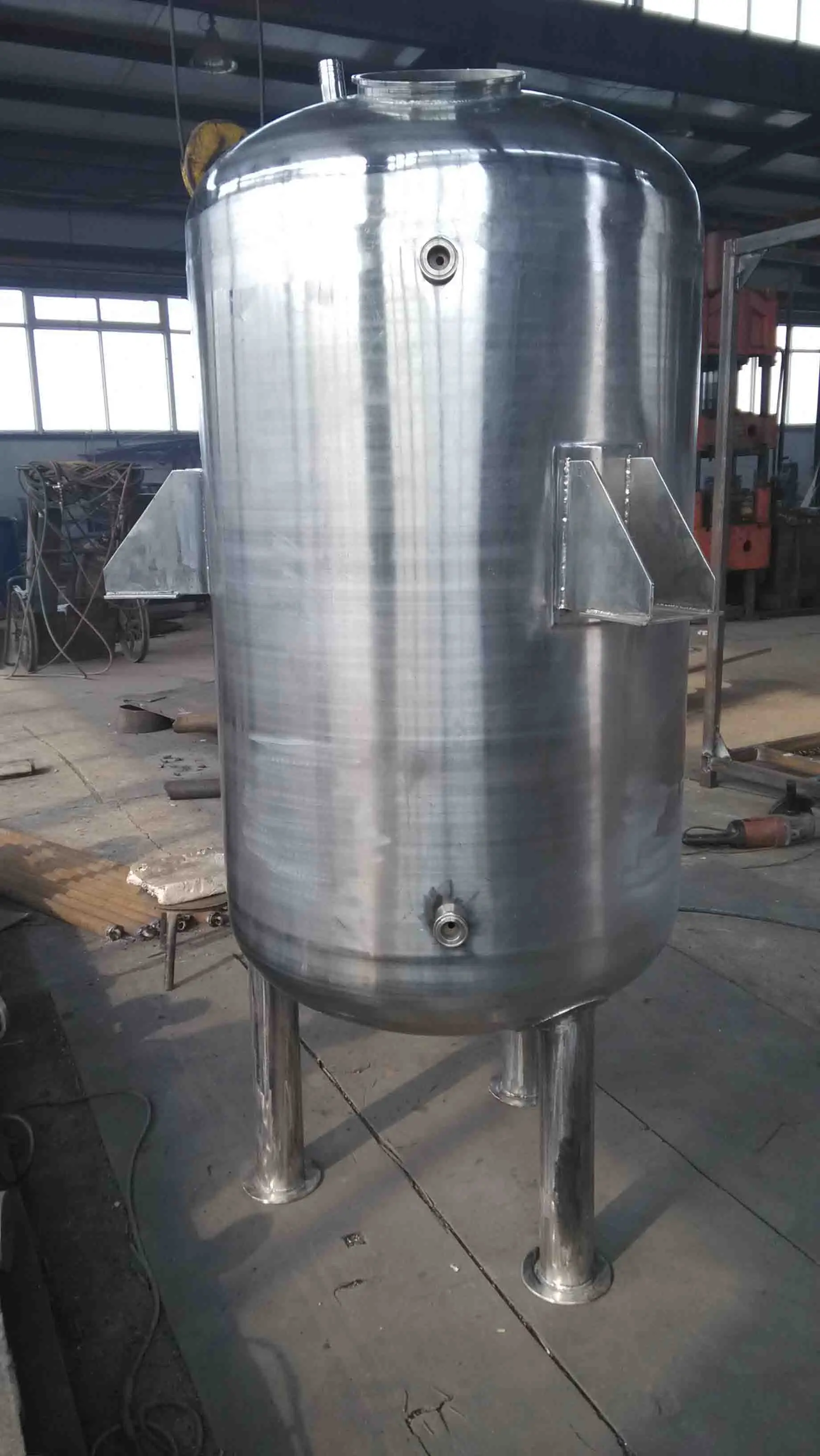 Vertical Storage Vessel - Buy Polyester Resin Reactor,Continuous ...