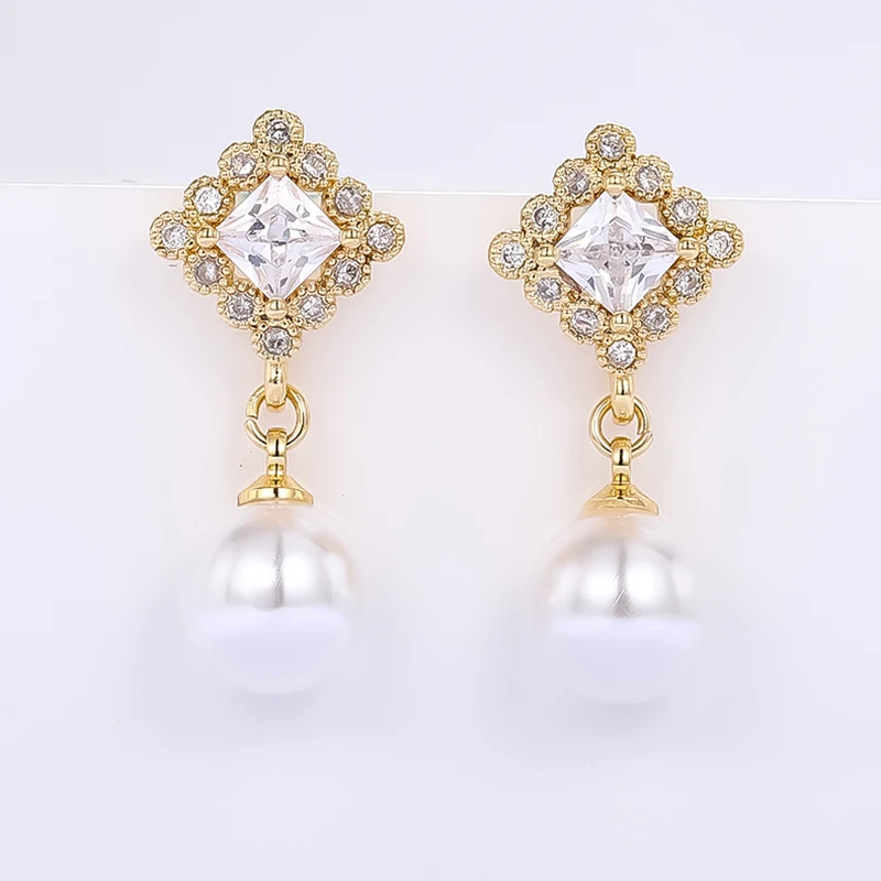 

Lateefah 2019 Fashion Inlaid Zircon Earrings Pearl Earrings Gold Square Cute Earrings For Women Jewelry Gifts