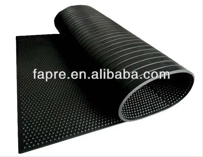 17mm Durable Horse Stall Mats With Stud Anti Slip Surface Popular