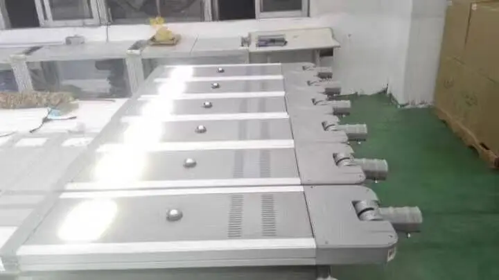 Energy saving aluminum alloy 60w best seller led solar street light