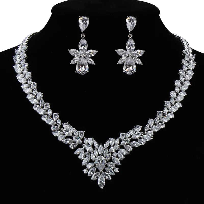 White Gold Plated Cubic Zirconia Floral Design Necklace & Earring Wedding Bridal Jewelry Sets