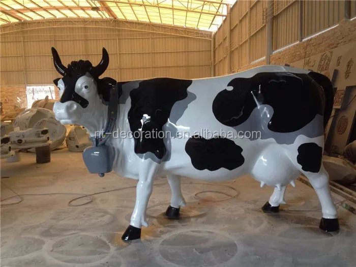 Outdoor Garden Park Dezorative Resin Animal Cow Sculpture Fiberglass