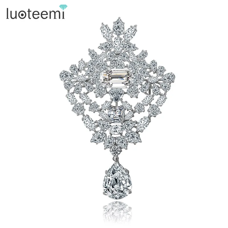 

LUOTEEMI Luxury AAA Grade White Cubic Zircon Micro Pave Setting Fashion Lady Bridal Brooch Wedding Bouquet, N/a