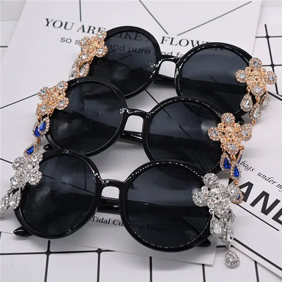 

WIIPU 2019 Stereoscopic Tiger Head Rhinestone Carved Glasses Exaggerated Party Sunglasses