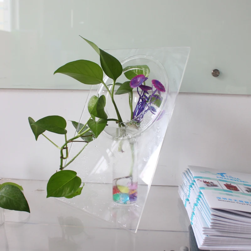 New Design High Quality Small Flower Vases Wholesale Plastic Vases