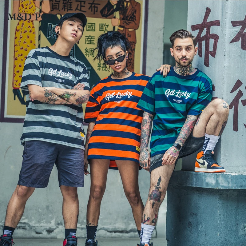 OEM Fashion wholesale black and white striped print couple t-shirt