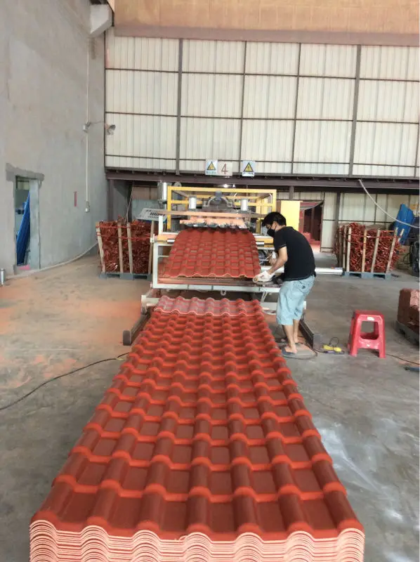 Bulk cargo photo-Royal roof tile.jpg