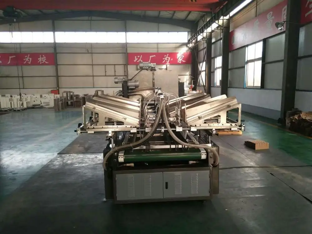 Corrugated Cardboard partition assembler machine.jpg