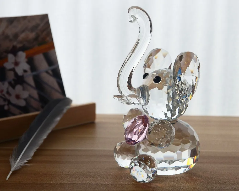 Crystal Elegant Elephant Figurines With Heart For Home Decoration Buy