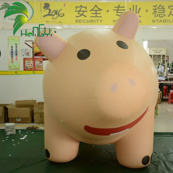 giant inflatable pig