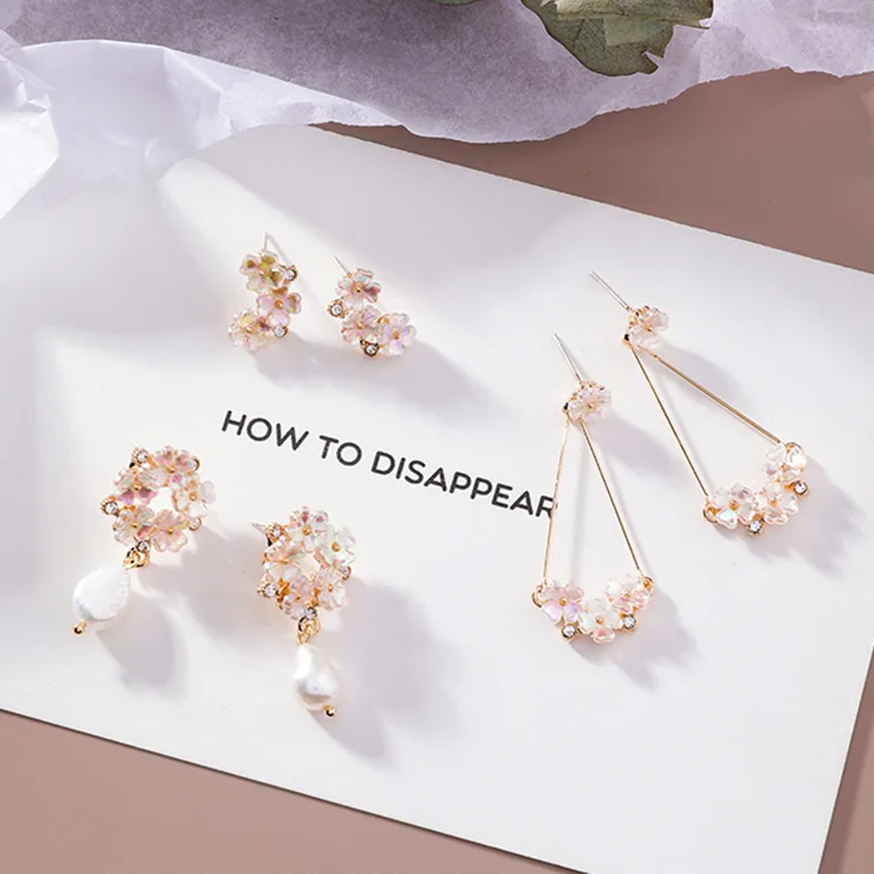 

2019 Summer New Elegant S925 Silver Needle Shell Flower Stud Earrings mother of Pearl Rhinestone Drop Earrings For Women, As show