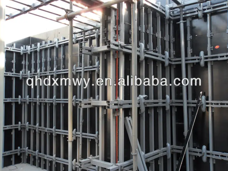 adjustable framed formwork for concrete walls