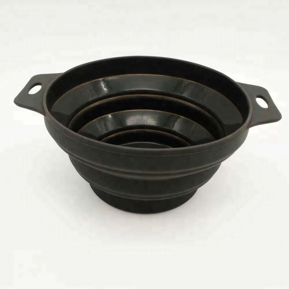 Silicone-dog-feeding-collapsible-bowl-with-lid.jpg