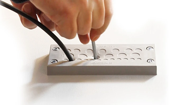 cable entry plate 7.jpg