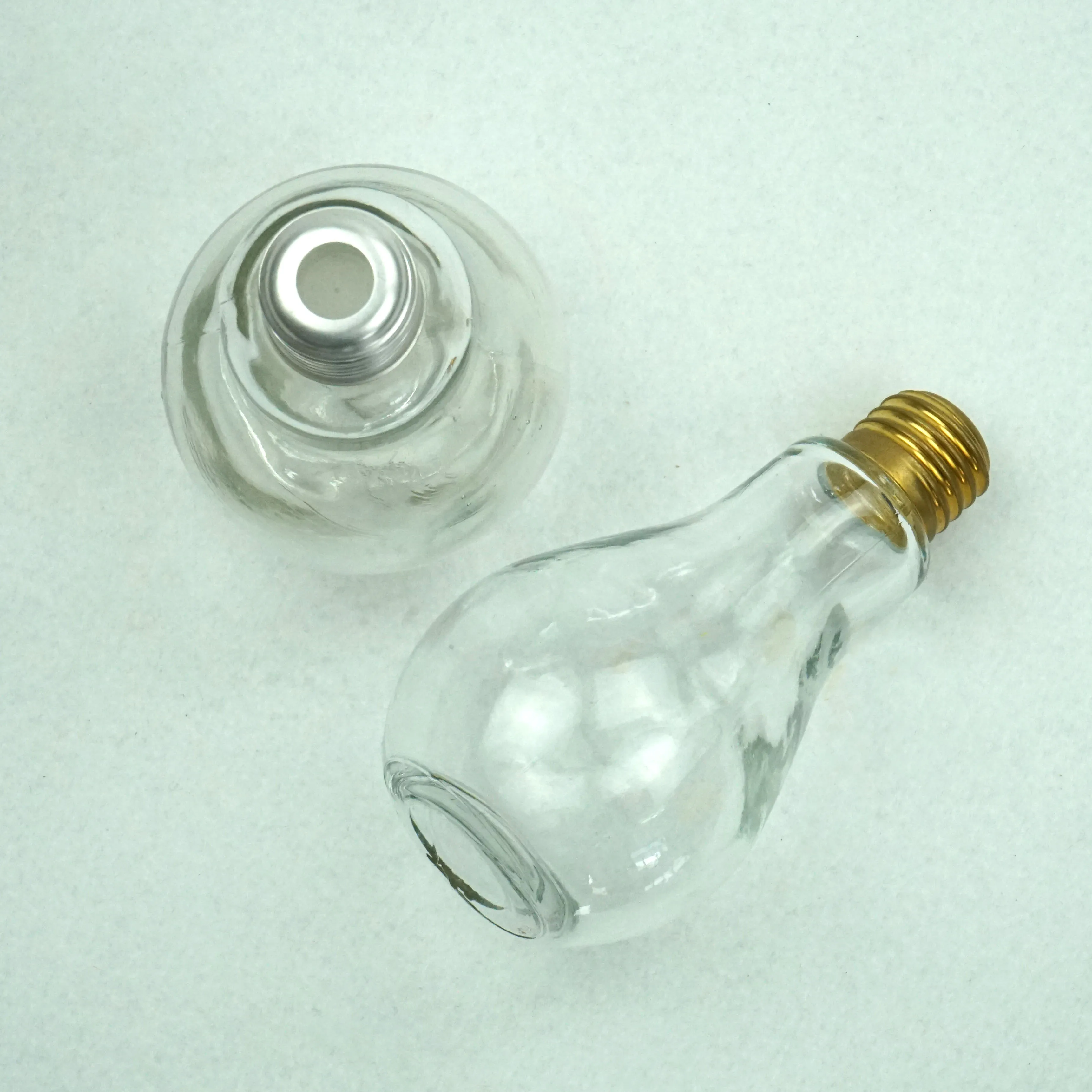 Perfect Ideas Drinks Selling Glass Light Bulb Milkshake Container The