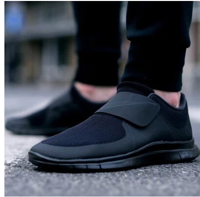 nike velcro shoes mens