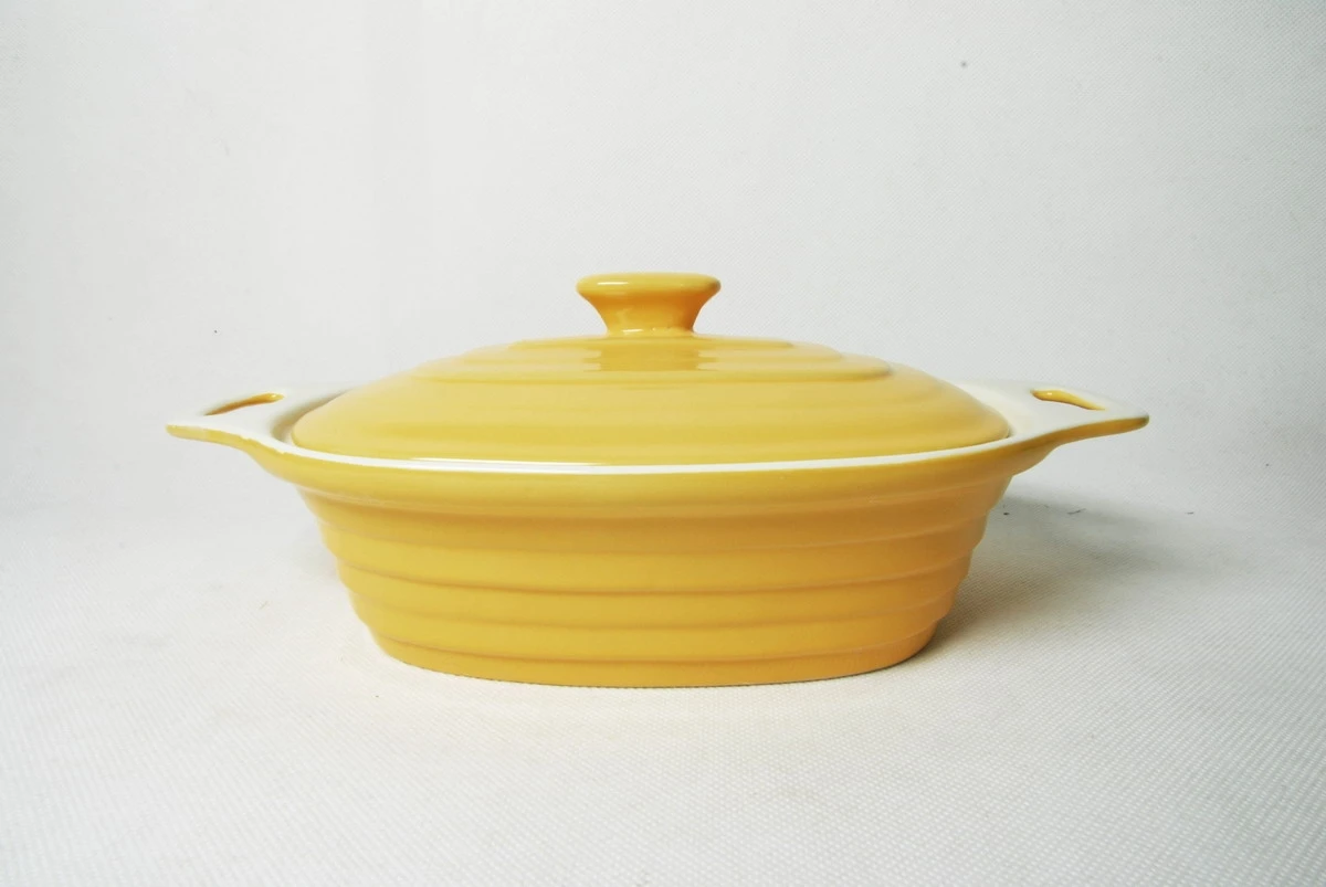 Food Grade Red Color Custom Soup Pot Handle Ceramic Casserole Set with Lid