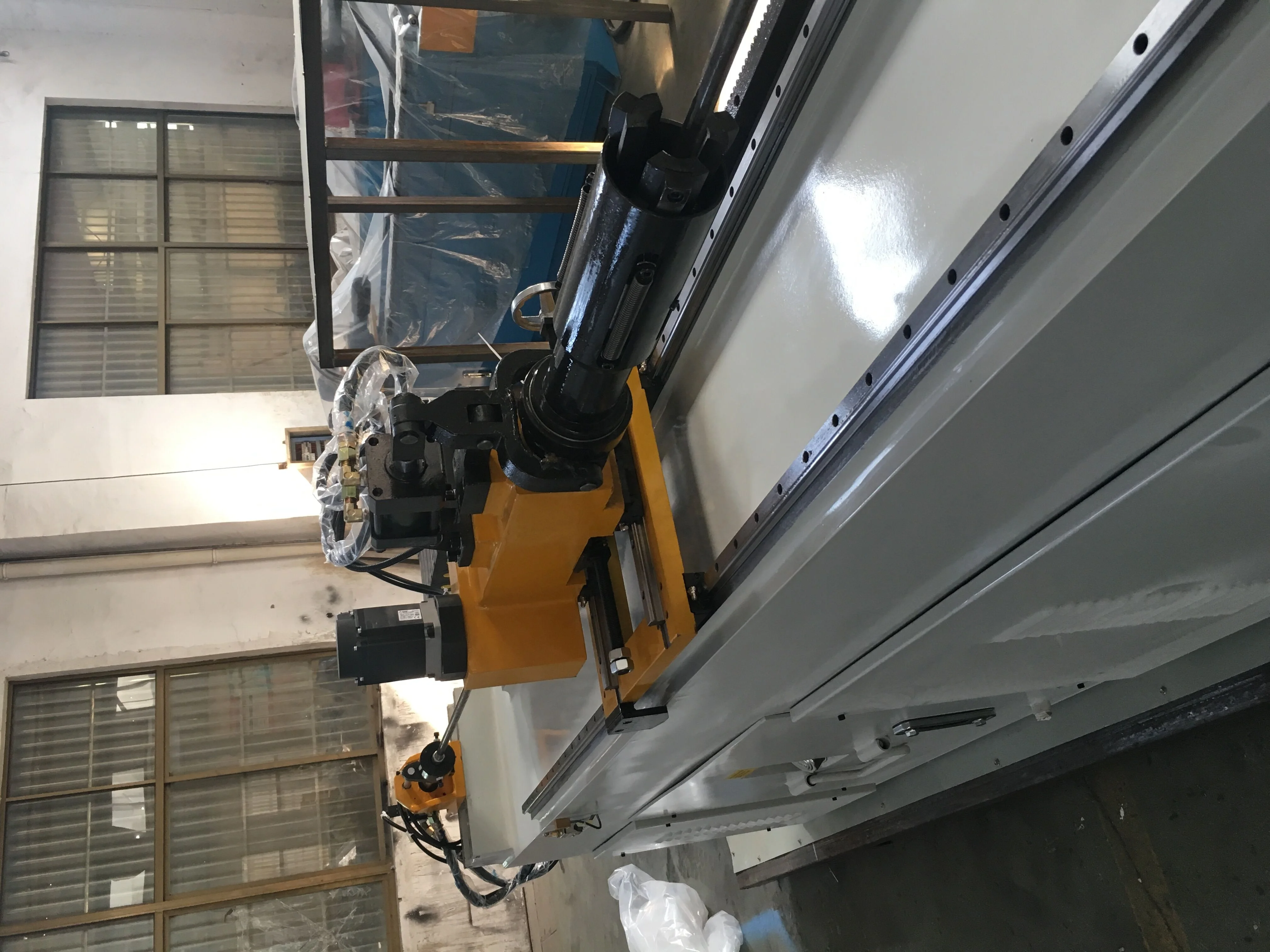 
Multifunctional cnc tube bender with low price and high quality 