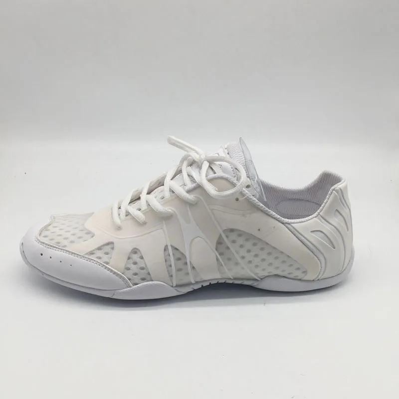 campus white sports shoes