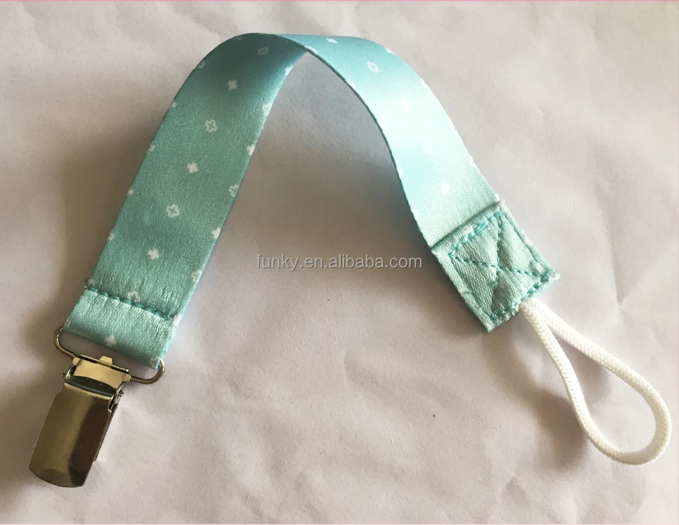 

Universal Design BPA Free Soft And Cute Plastic Clip Baby Pacifer Hoder, Pantone color