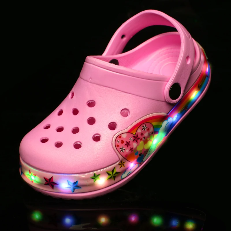
Dropship New Design 2020 Fashion Children Summer Slippers Flat Jelly LED Shoes Kids Sandals with Light for Boys and Girls 