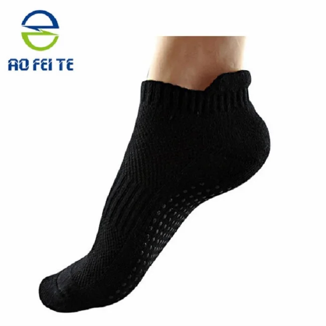 Anti-slip yoga socks with grips made in China