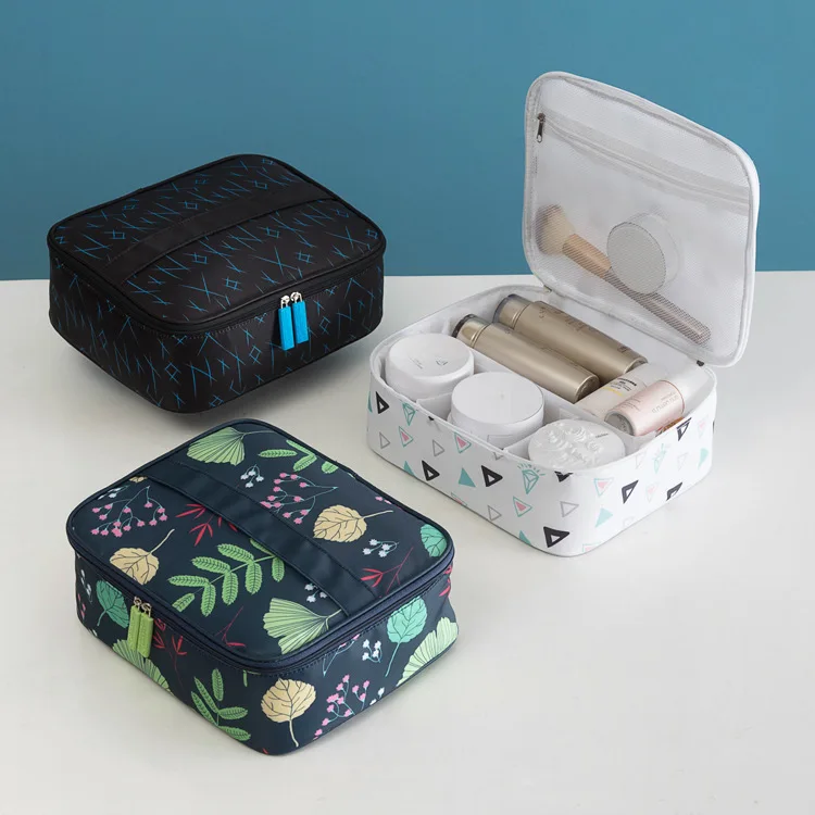 

Korea style polyester travel convenient waterproof cosmetic bag bulky business handbag, Customized colors
