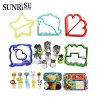 

Amazon Hot Sale 23pcs Sandwich Cookie Fruit Cutters For Children Kids