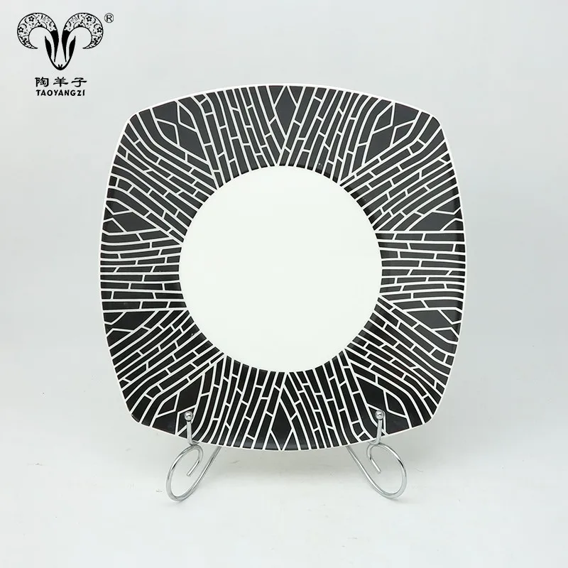 Decorative Luxury Dubai Gold China Plate Set Ceramic Breakfast