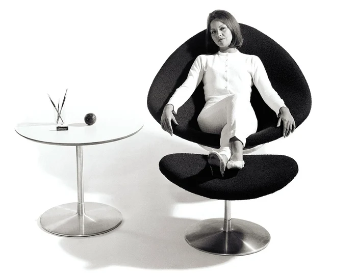 globe lounge chair (6).jpg