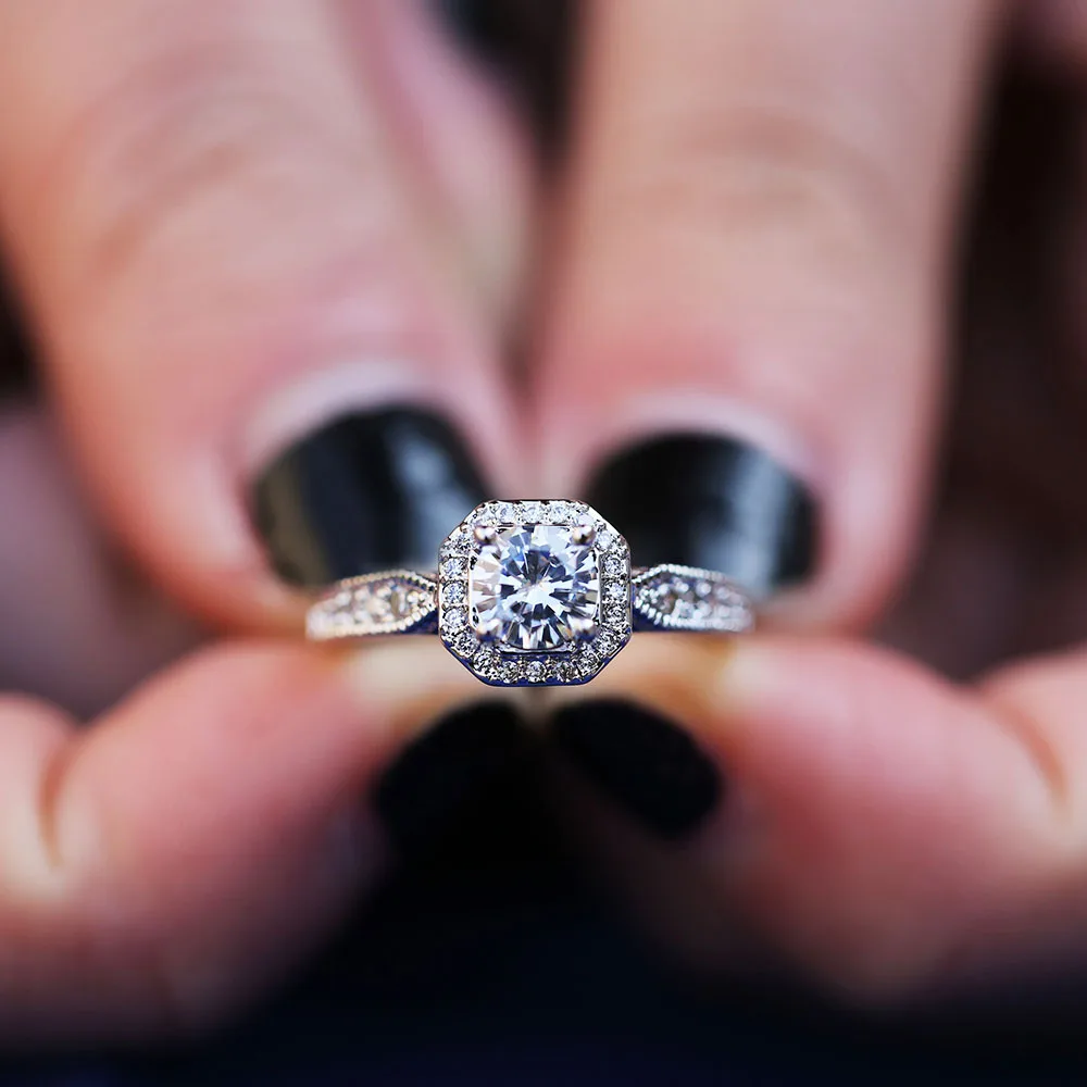 

CAOSHI High Quality China Yiwu Jewelry Manufacturer Wholesale Woman Wedding Rings Girls Finger Rings