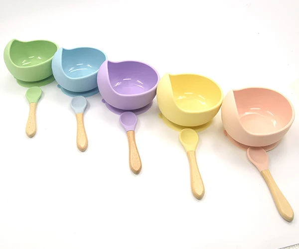 
Portable Non Spill Silicone Baby Suction Bowl with Wood Spoon Set for Kid Toddler Snack 