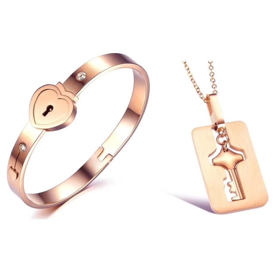 Brielle Heart Lock Bracelet – heart factory accessories