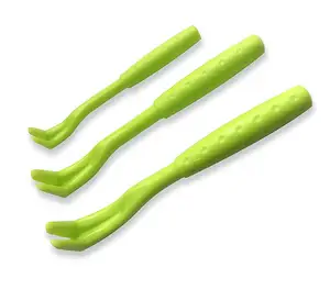 Image of Hot Selling Plastic Pack of Three Different Size Tick Remover for Dogs