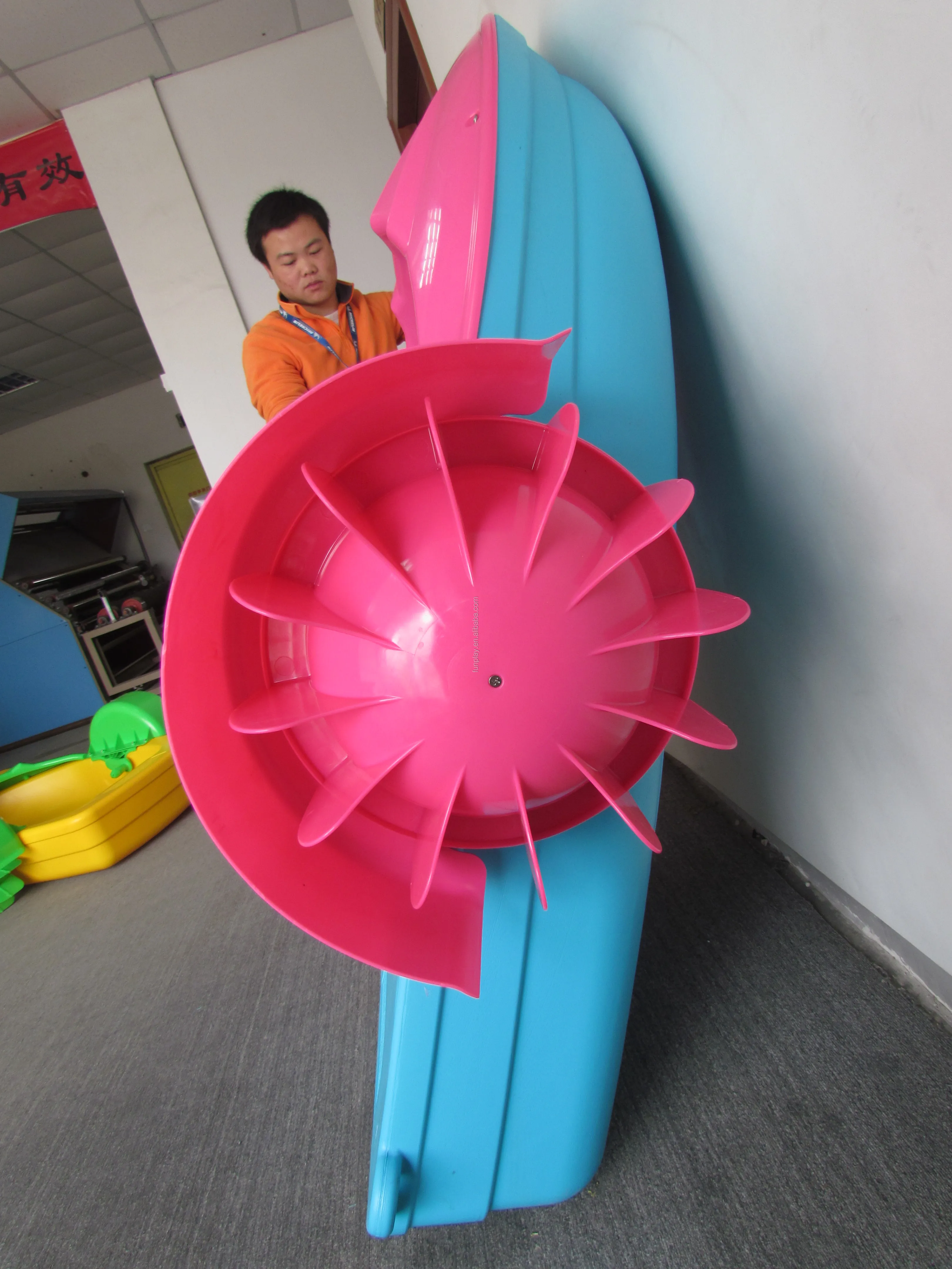 Kids Toy!!!hi Water Park Rides Power Paddle Boats Kids Hand Power Boat