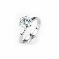 

The jewelry of 925 silver ring set with 1carat round shape moissanite D color VVS clarity