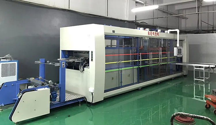 plastic thermoforming machine.jpg