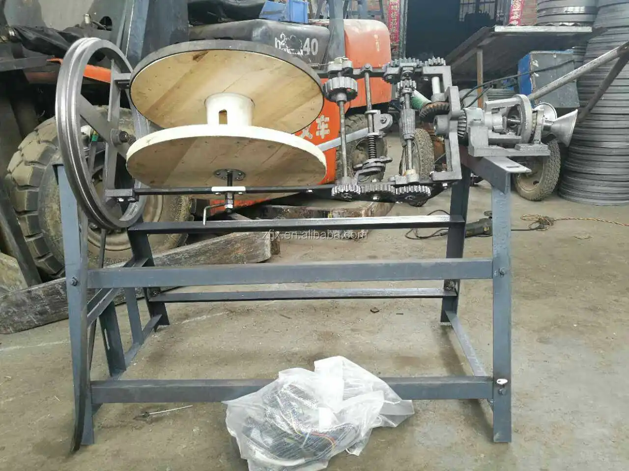 Big Capacity And Low Price Wheat Straw/rice Straw/hemp Stalk Rope Making Industrial Machinery