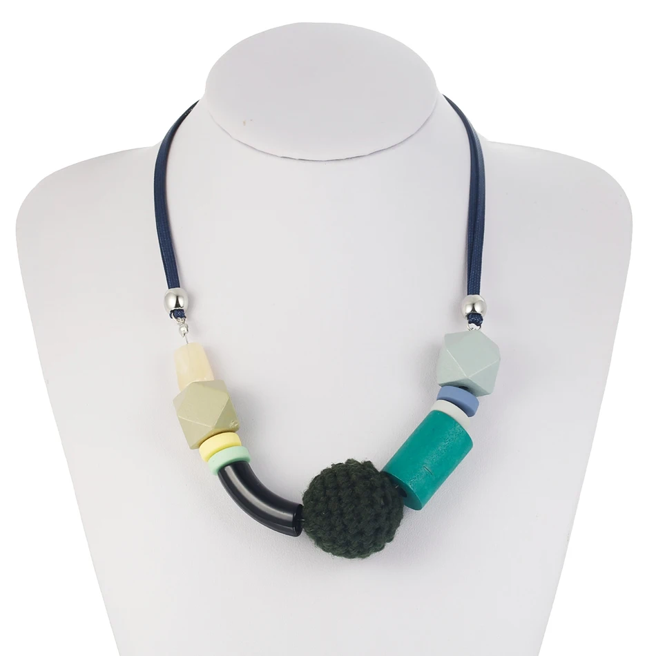 

Women Fashion Beaded Necklace Colorful Wood Irregular Pendant Ethnic Collar Necklace MX061, Multi colors