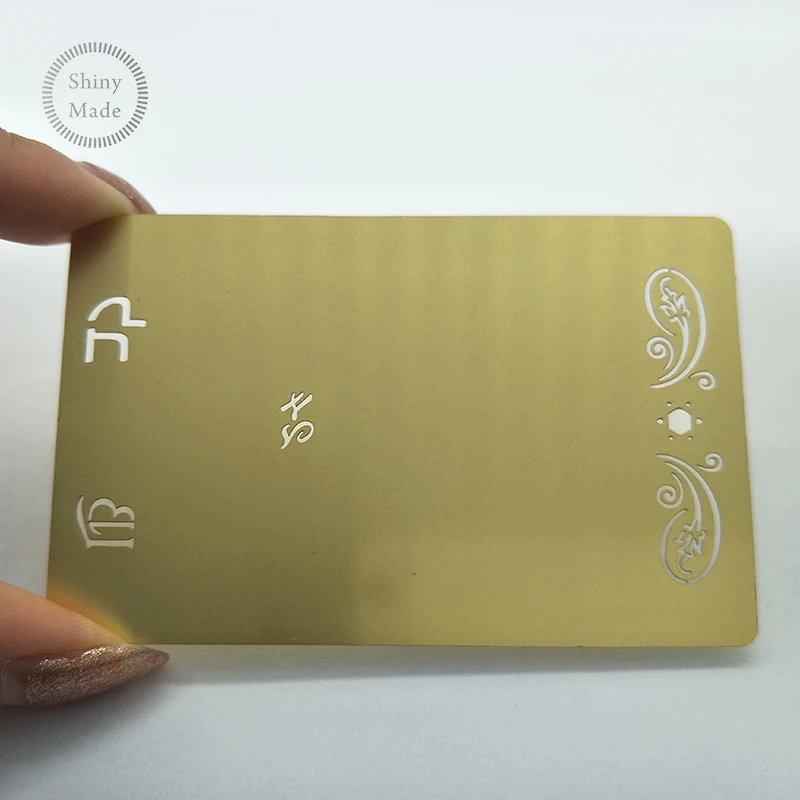 golden metal card