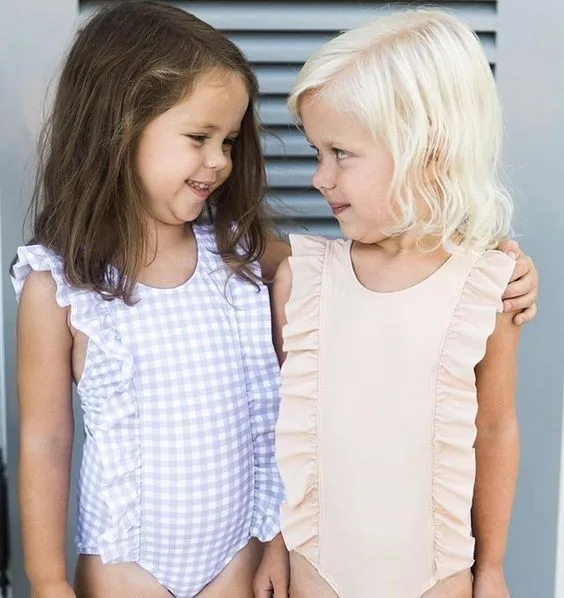 

2022 Nice quality one piece girl swimwear custom kids swimwear, Free